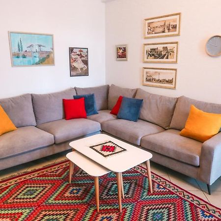Tirana Views Apartment - Comfy & Spacious Exterior photo