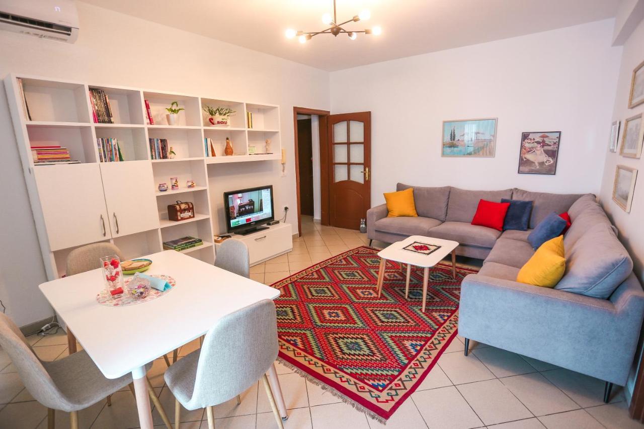 Tirana Views Apartment - Comfy & Spacious Exterior photo