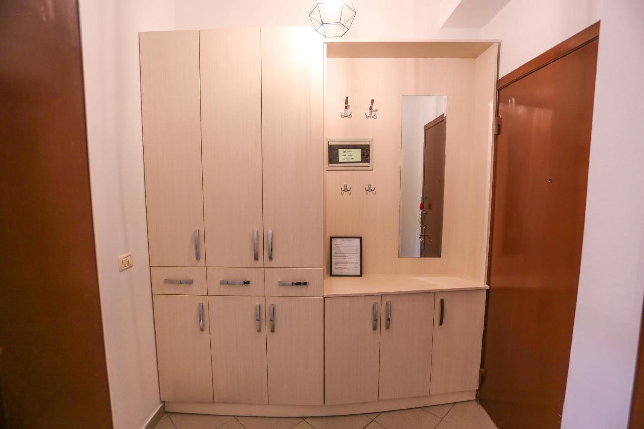 Tirana Views Apartment - Comfy & Spacious Exterior photo