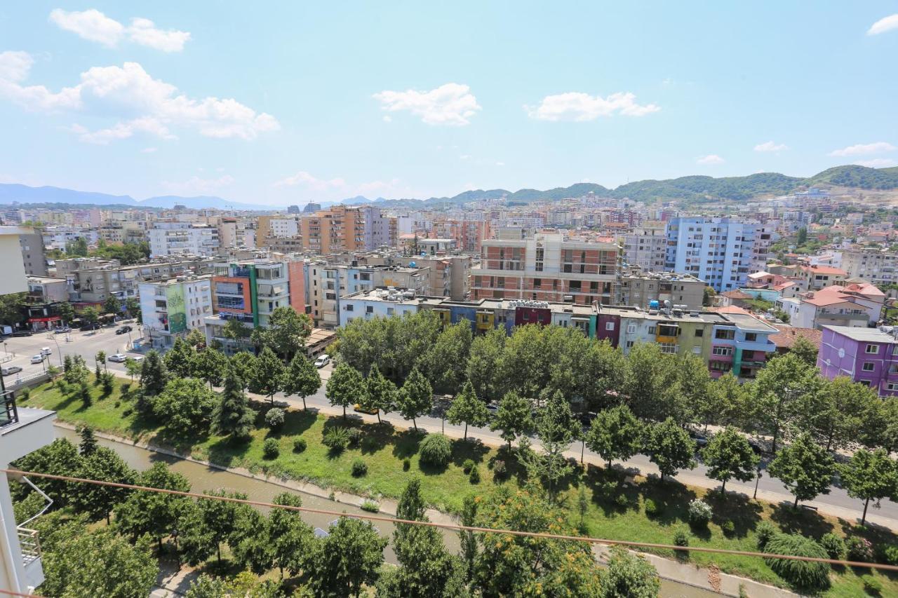 Tirana Views Apartment - Comfy & Spacious Exterior photo